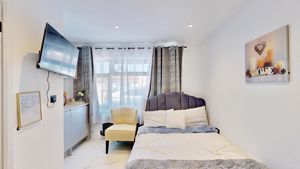 Photo 15- click for photo gallery